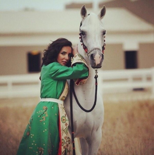 زوج الشيخة سارة فهد الدعيج الصباح